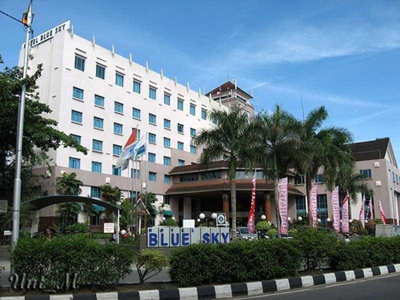Blue Sky Hotel Balikpapan Balikpapan (Borneo) Exterior foto